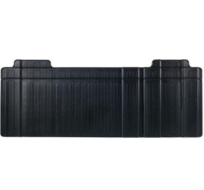 Kauçuk Paspas, Arka